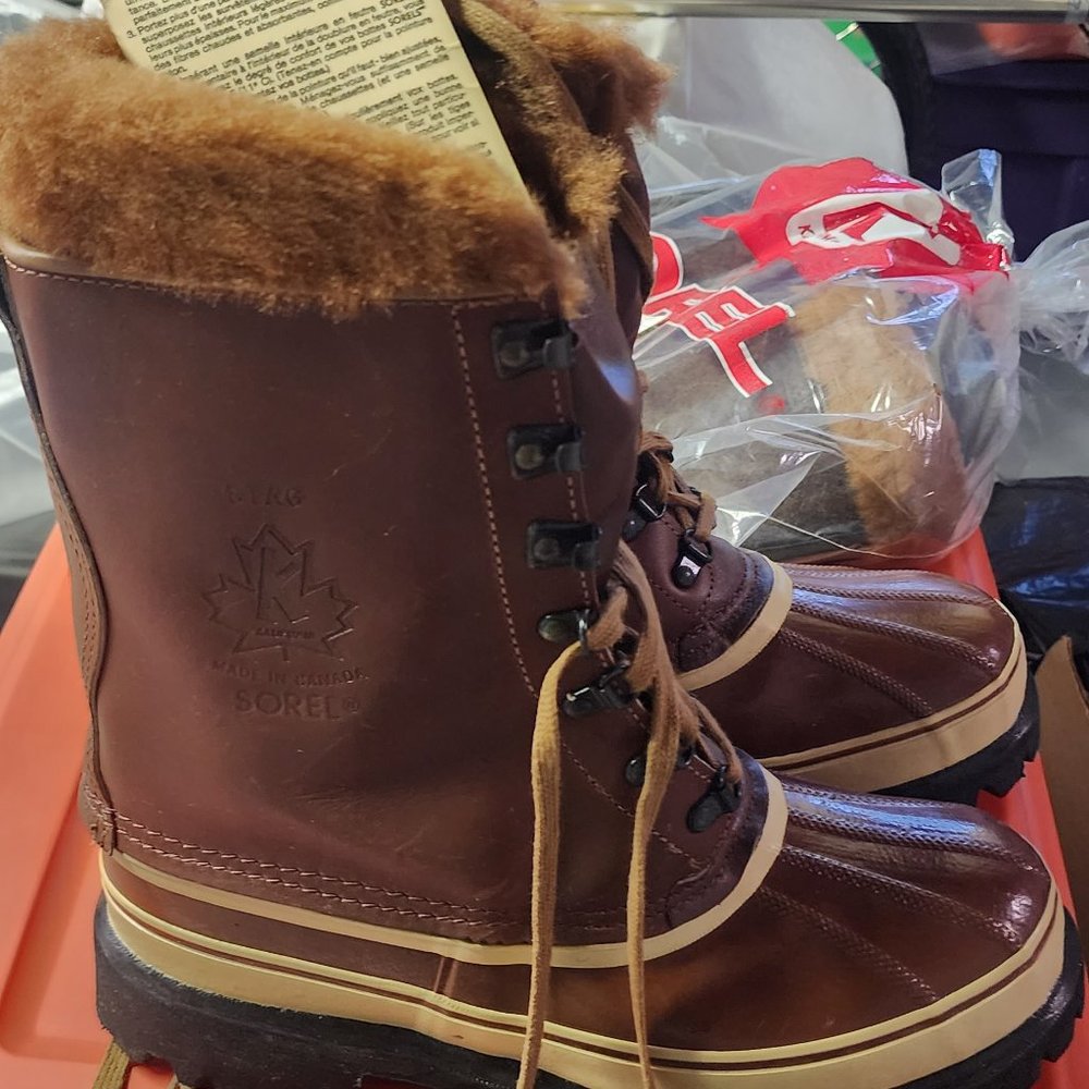Mens Sorel Boots  vibram sole (rare)